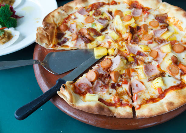 istock slices of Pizza in restaurant 1047102204