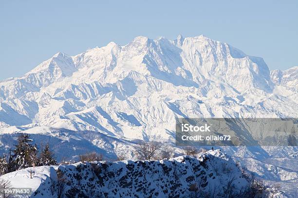 Monte Rosa Las Montañasitalia Foto de stock y más banco de imágenes de Aire libre - Aire libre, Alpes Europeos, Azul