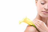 frau-mit-gelben-calla.jpg?b=1&s=170x170&k=20&c=bDLTf7kw854rkIRt0L9E9KUu8Z1WyxX62nhYDRQ_Ps4=