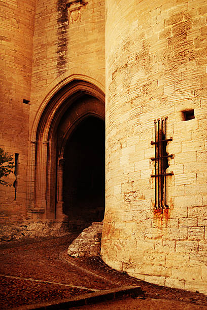 forte saint-andré de entrada - circa 13th century circa 11th century circa 10th century romanesque imagens e fotografias de stock