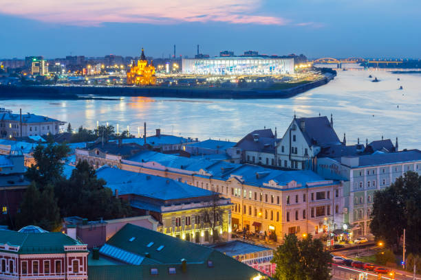 vista de nizhny novgorod em tons de azuis - novgorod - fotografias e filmes do acervo