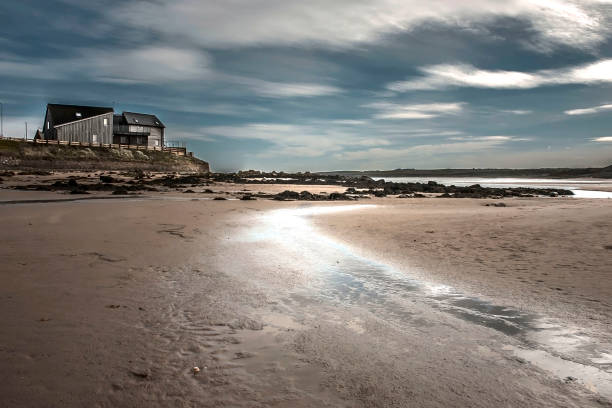 пляж круден-бей. абердиншир, шотландия, сша - cruden bay стоковые фото и изображения
