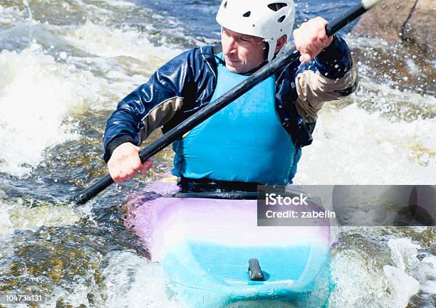 Kayak - Fotografie stock e altre immagini di Acqua - Acqua, Ambientazione esterna, Attività