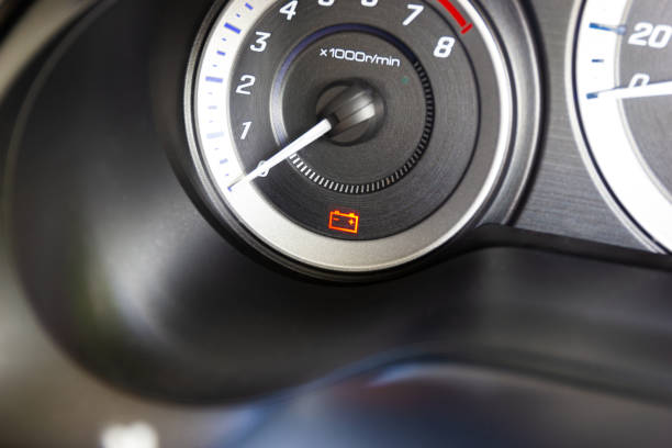 istock Car Status Display show battery warning light in-car dashboard 1047377924