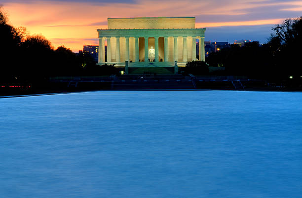 istock Lincoln Memorial at Sunset 104739833