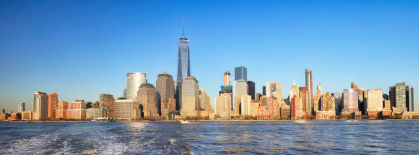 istock New York City at sunset, Lower Manhattan 1047471436