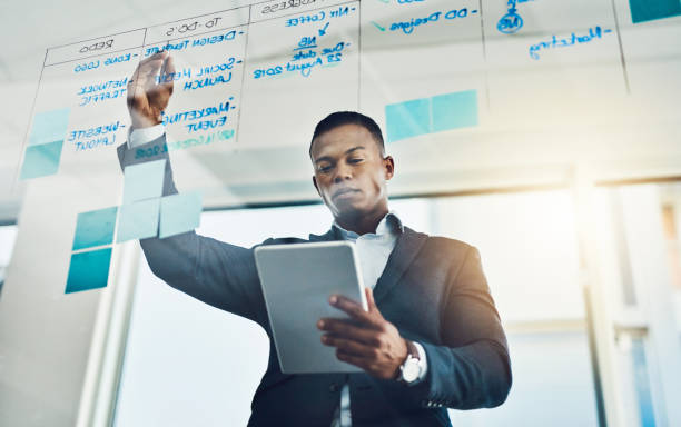 istock Technology helps him get the job done faster 1047557228