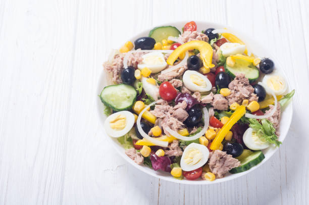 istock Tuna salad with vegetables 1047573522