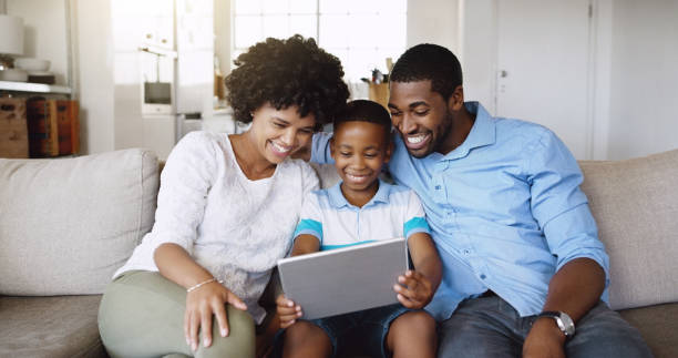 istock Technology can bring you together too 1047577904