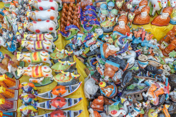 istock Display of dolls and figurines 1047676998