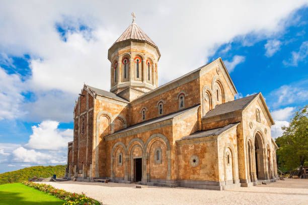 monasterio de bodbe, sighnaghi - bishop georgia fotografías e imágenes de stock