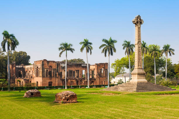 la residencia británica - lucknow fotografías e imágenes de stock