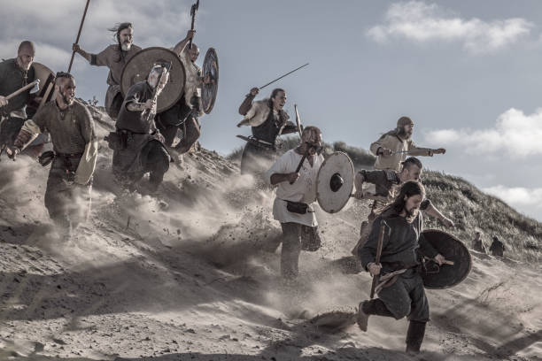 groupe de viking - battlefield photos et images de collection