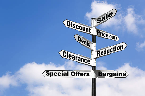 istock Sale and Discount signpost 104775019