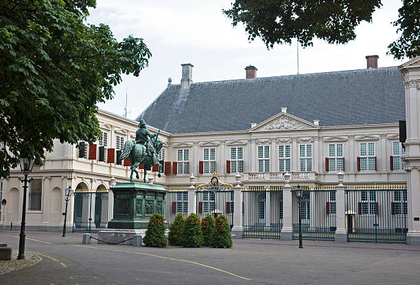 istock Cities; Royal palace in the Hague 104775344