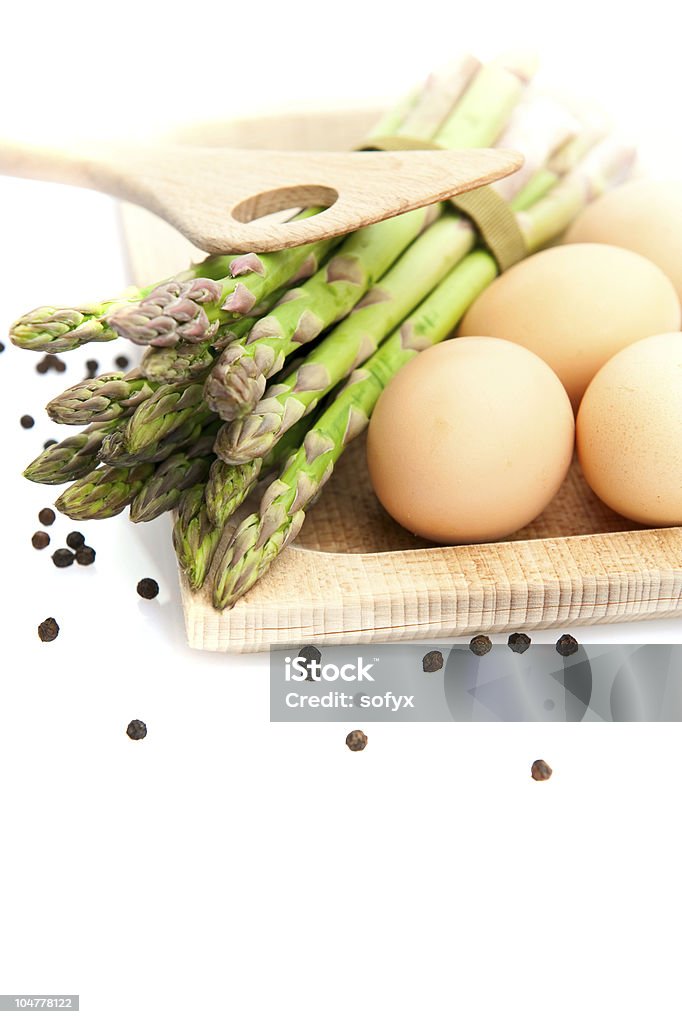 Aspargos e ovos - Foto de stock de Alimentação Saudável royalty-free