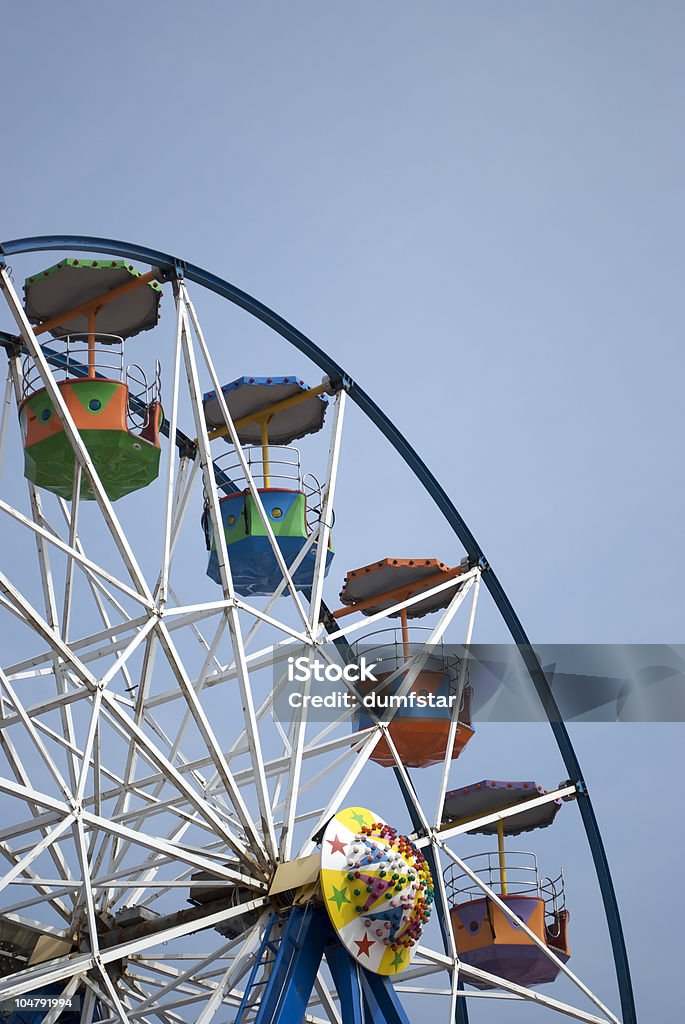 Большое колесо вертикальные - Стоковые фото Без людей роялти-фри