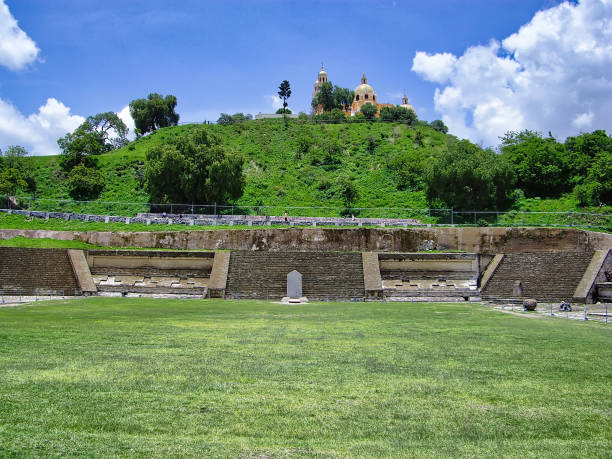 istock Famous pyramids in Cholula, Mexico 1047923106