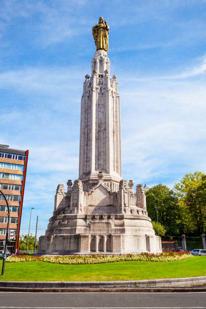istock Sacred Heart of Jesus Monument 1048125996