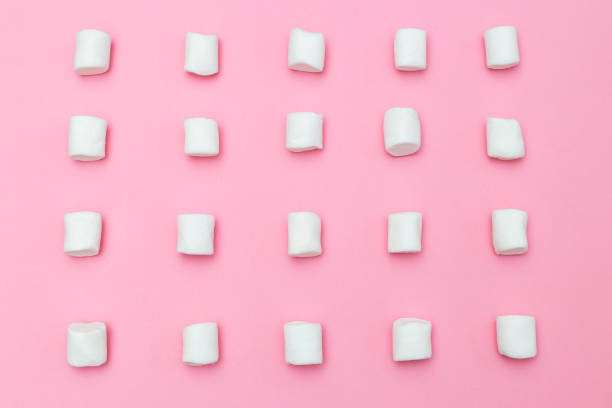 istock Marshmallows knolling. Sweet background 1048183410