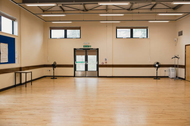 gimnasio escolar - estudio de ballet fotografías e imágenes de stock