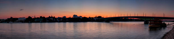 istock Bonner Skyline in the sunset 1048208722