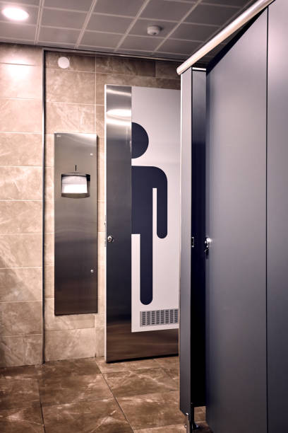istock Men's room WC toilette 1048234420