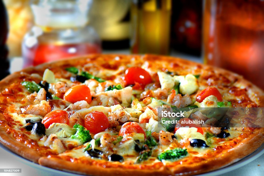 Pizza - Foto de stock de Assado no Forno royalty-free