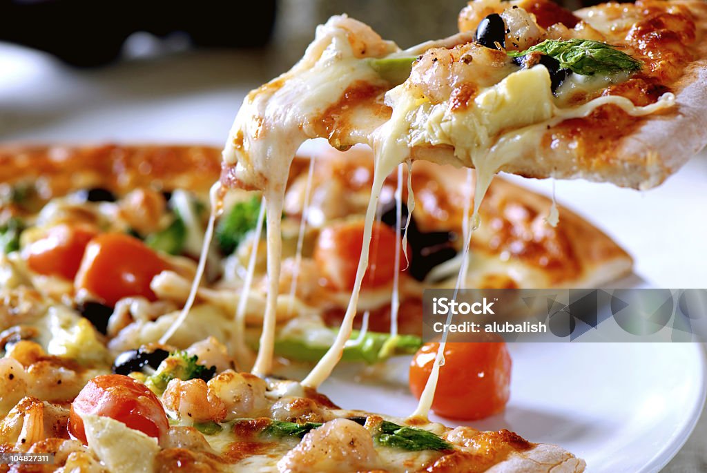 Fetta di pizza - Foto stock royalty-free di Ambientazione interna