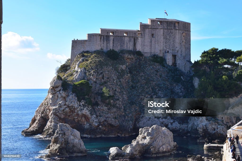Dubrovnik - zidurile orașului - Fotografie de stoc Acoperiş fără redevențe Dubrovnik - zidurile orașului - Fotografie de stoc Acoperiş fără redevențe
