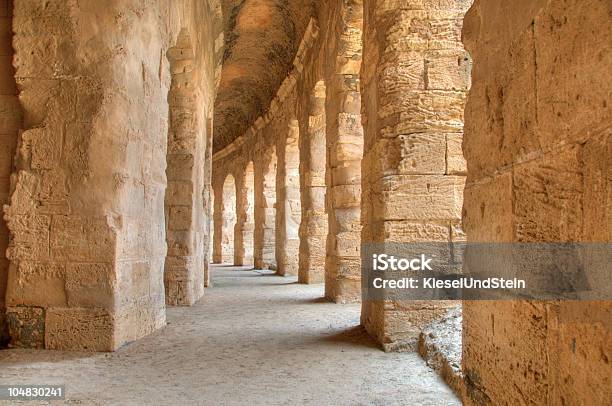 El Djem Colosseo - Fotografie stock e altre immagini di El Djem - El Djem, Africa settentrionale, Anfiteatro