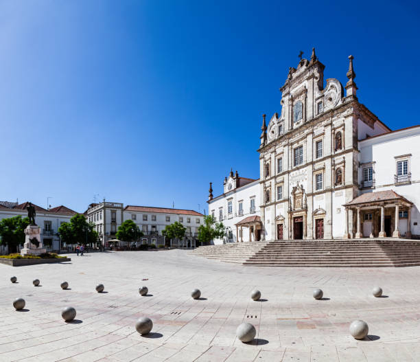 сантарем увидеть собор или se catedral де сантарем ака носса сенхора да conceicao церкви. - mannerism стоковые фото и изображения