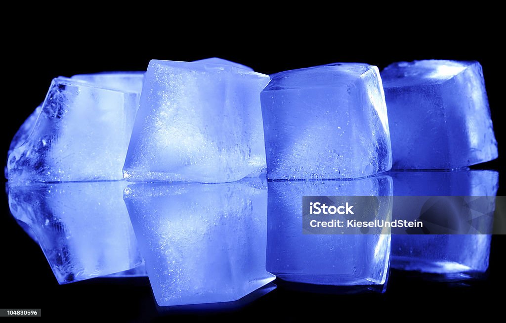 Kostki lodu - Zbiór zdjęć royalty-free (Bez ludzi)