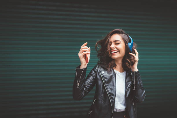 istock Listening to the music 1048315554