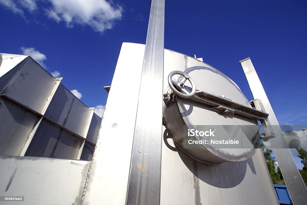 Zona Industrial gasodutos, de aço e válvulas em céu azul - Royalty-free Azul Foto de stock