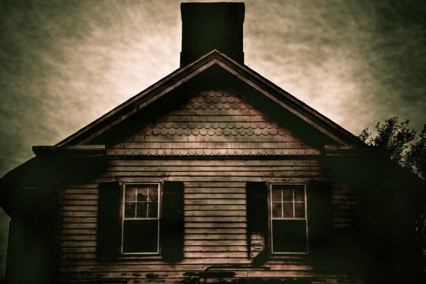 istock Creepy Old House Details 1048317886