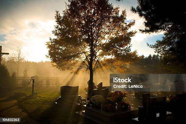 바랍니다 가을에 대한 스톡 사진 및 기타 이미지 - 가을, 묘지, 기독교