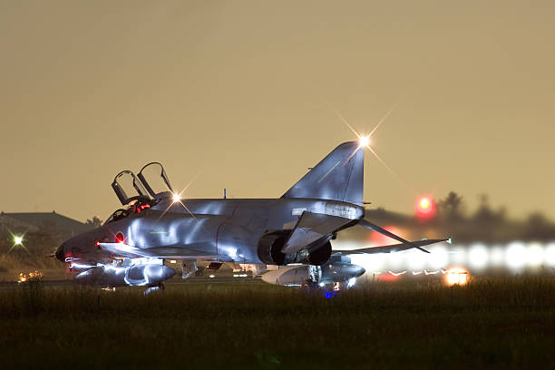istock The aerodrome at night 104832731