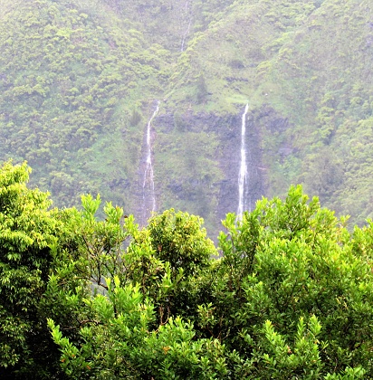 Ko'olau mountain waterfalls windward side of Oahu Hawaii