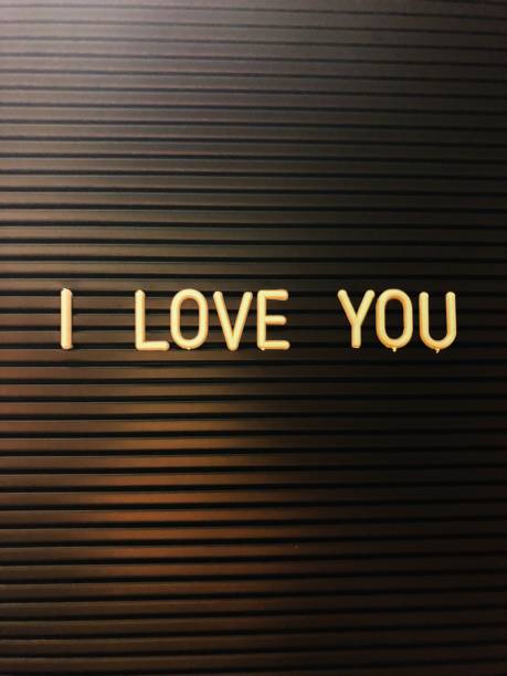 istock quote I love you 1048455946