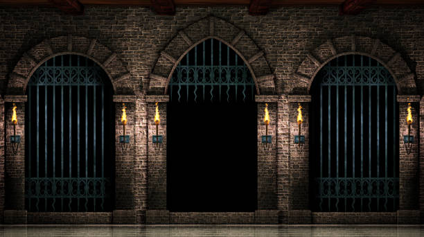 арки и открытые железные ворота - arch corridor column stone стоковые фото и изображения