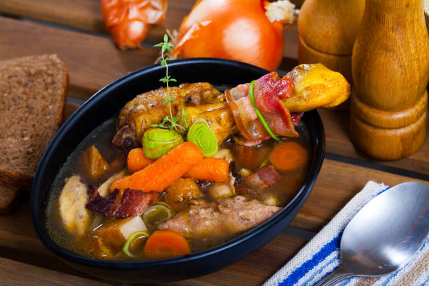 istock Scotland chicken soup Cock-a-leekie 1048491132