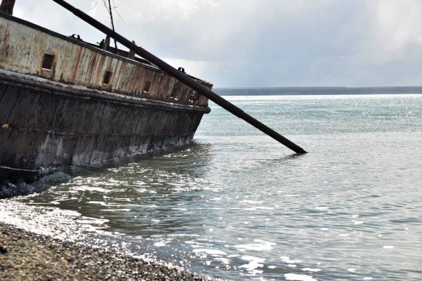 istock grounded on the coast 1048562316