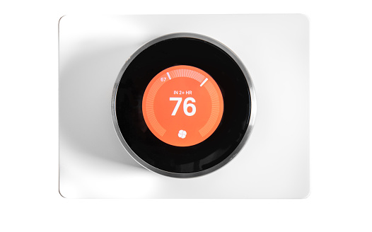 Smart Home: Digital thermostat heating and cooling automation system