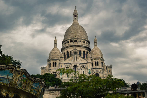 istock Basilica of Heart in Paris 1048671902