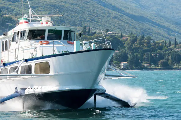 Hydrofoil for passenger transport on Lake Garda