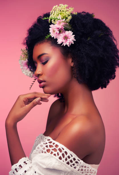 10,722 Black Woman Flowers Hair Stock Photos, Pictures & Royalty-Free  Images - iStock