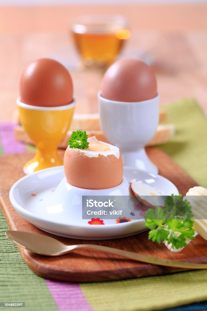 Huevo hervido - Foto de stock de Alimento libre de derechos