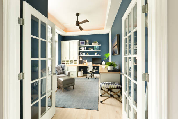 moderno design interior contemporâneo da sala de home office - office fan - fotografias e filmes do acervo
