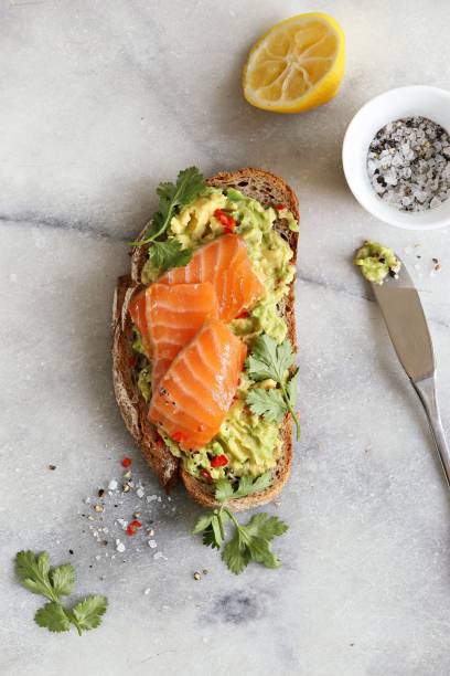 istock Sandwich with gravlax and avocado 1048990846